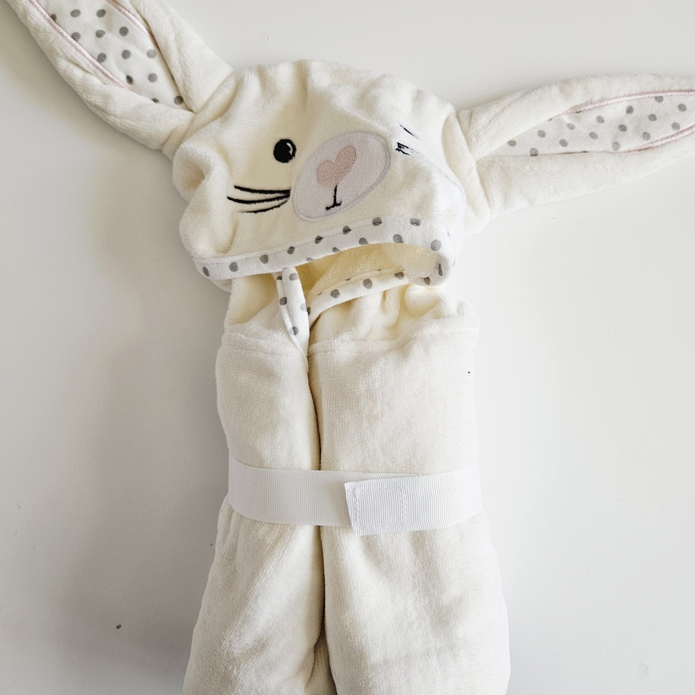 Indigo Cream Bunny Hooded Bath Towel
